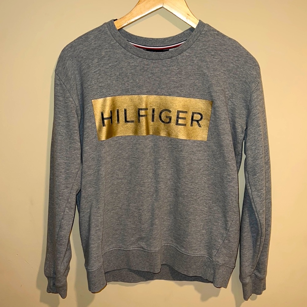 Tommy Hilfiger grey sweatshirt